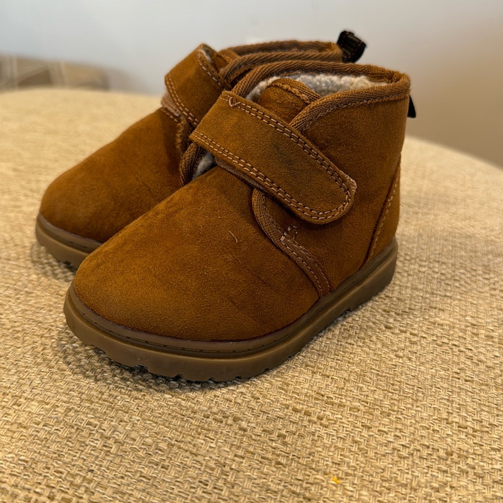 Cat & Jack Boots Size 5 and 6